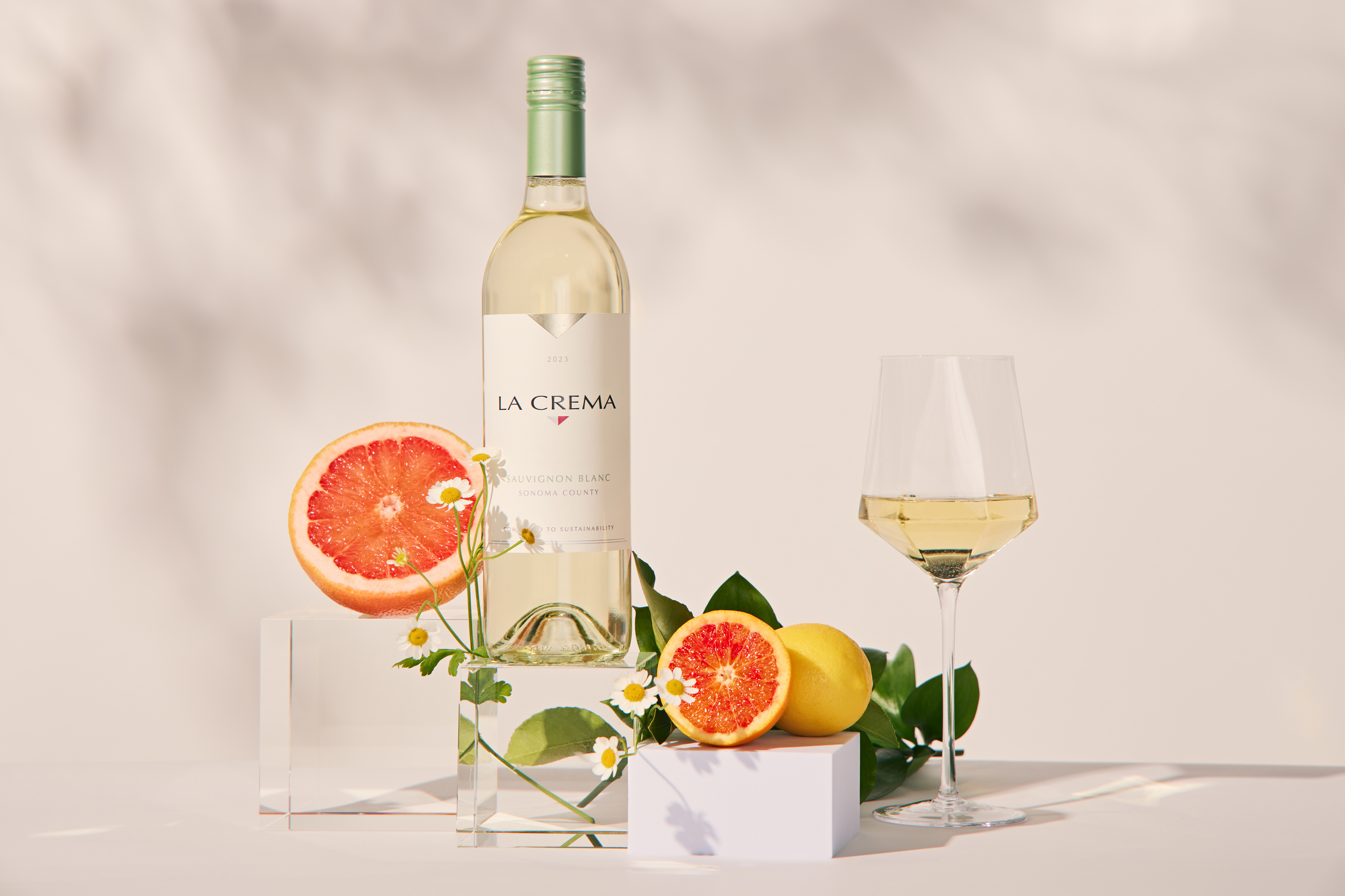 La Crema Sauvignon Blanc with fruit